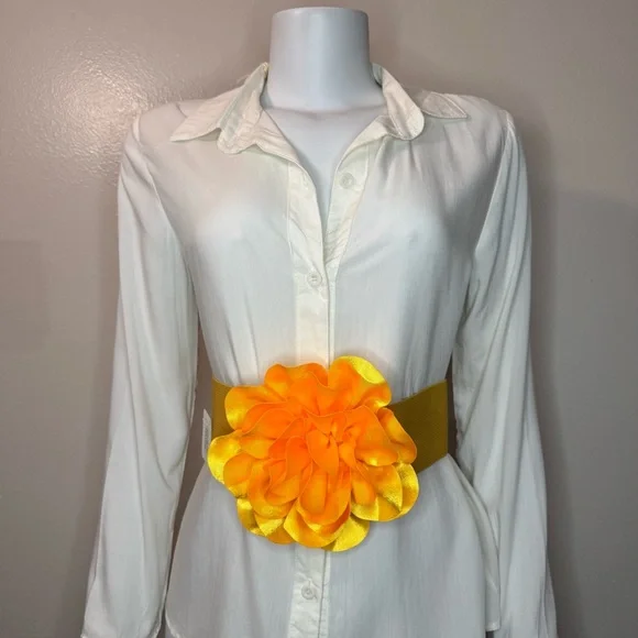 Yellow statement satin flower wide elastic waistband belt - Picture 3 of 9